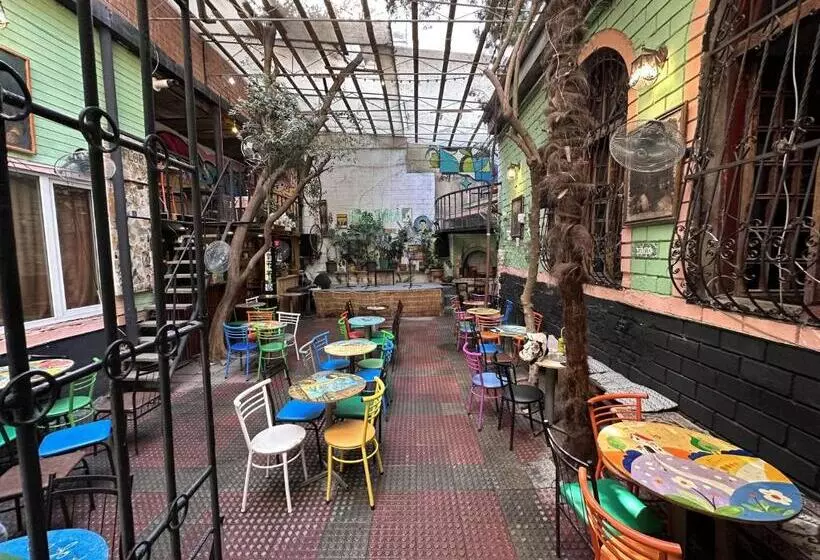 Flora Music & Art Hostel