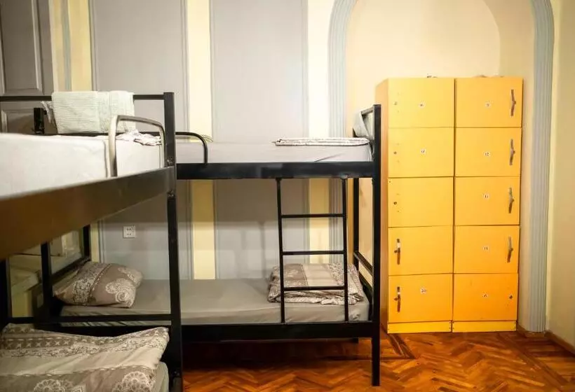 Flora Music & Art Hostel