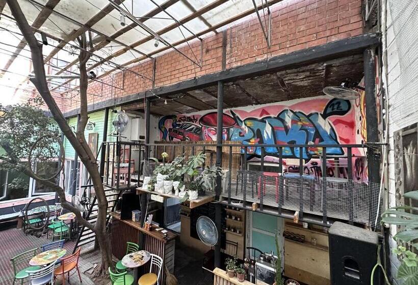 Flora Music & Art Hostel