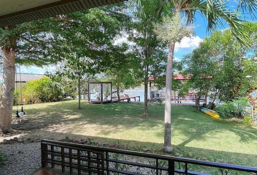 Hotell ี เรือนปณาลี รีสอร์ท