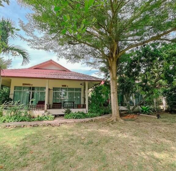 Hotell ี เรือนปณาลี รีสอร์ท