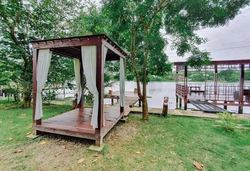 Hotelli ี เรือนปณาลี รีสอร์ท