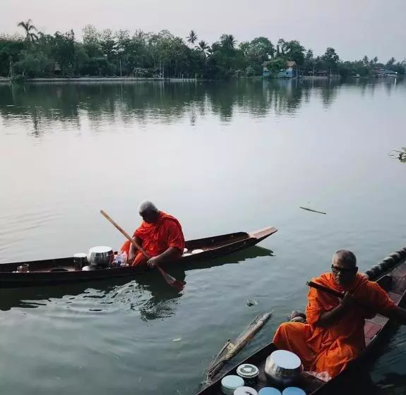 Hotelli ี เรือนปณาลี รีสอร์ท