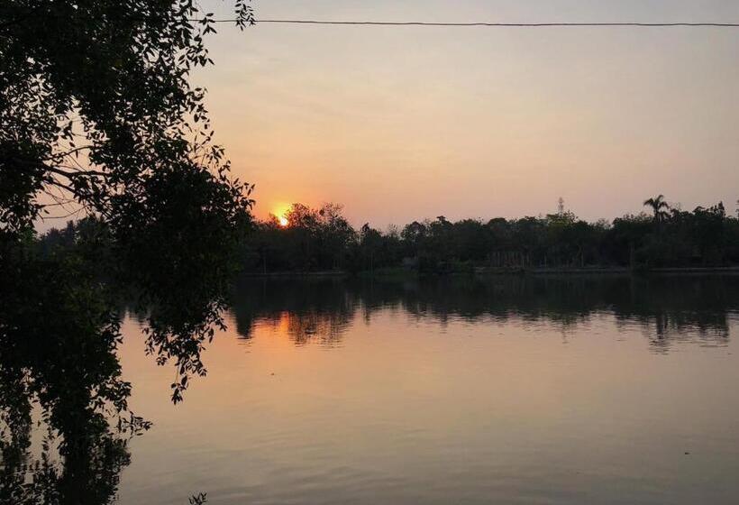 Hotell ี เรือนปณาลี รีสอร์ท