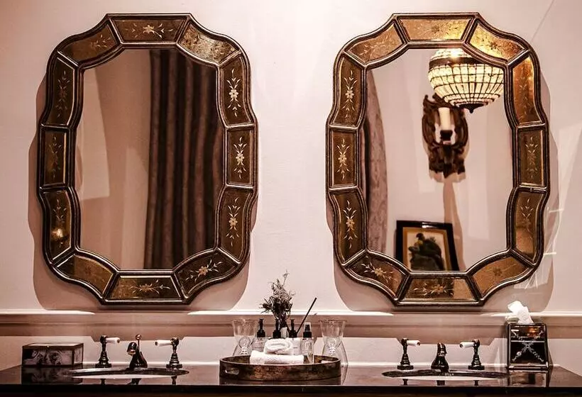 Hotelli Blaauwklippen Manor By Newmark