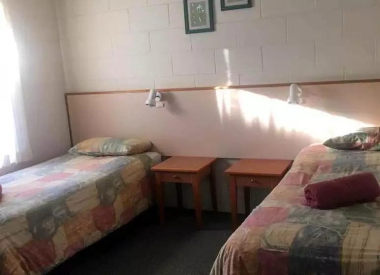 Hotelli Black Swan Motor Inn
