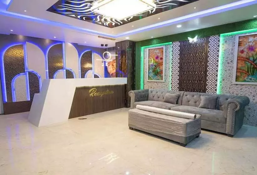 Hotelli Holiday Saharsa