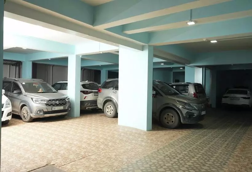 Hotelli Holiday Saharsa