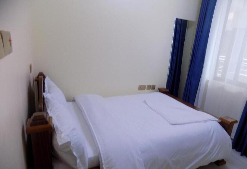 هتل Lanaca Resort