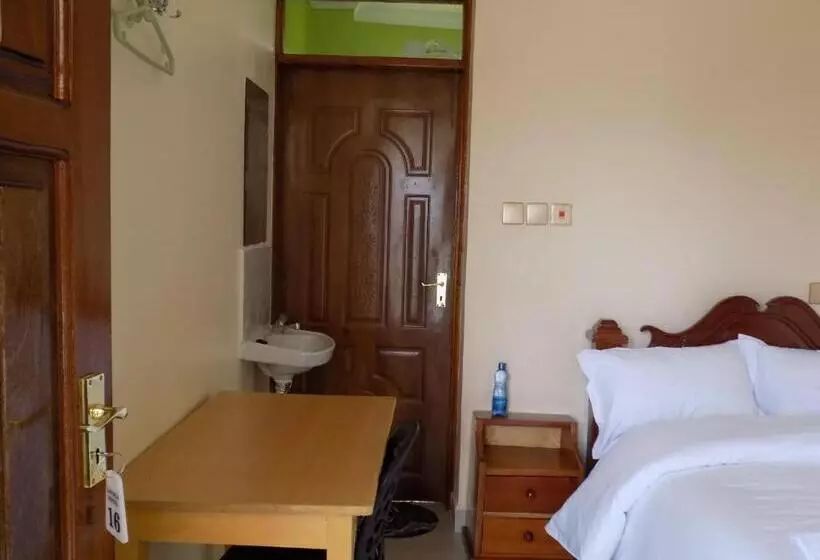 هتل Lanaca Resort