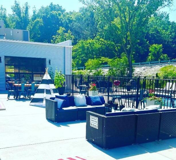 فندق Captain One Room For Two Near Purina Farms