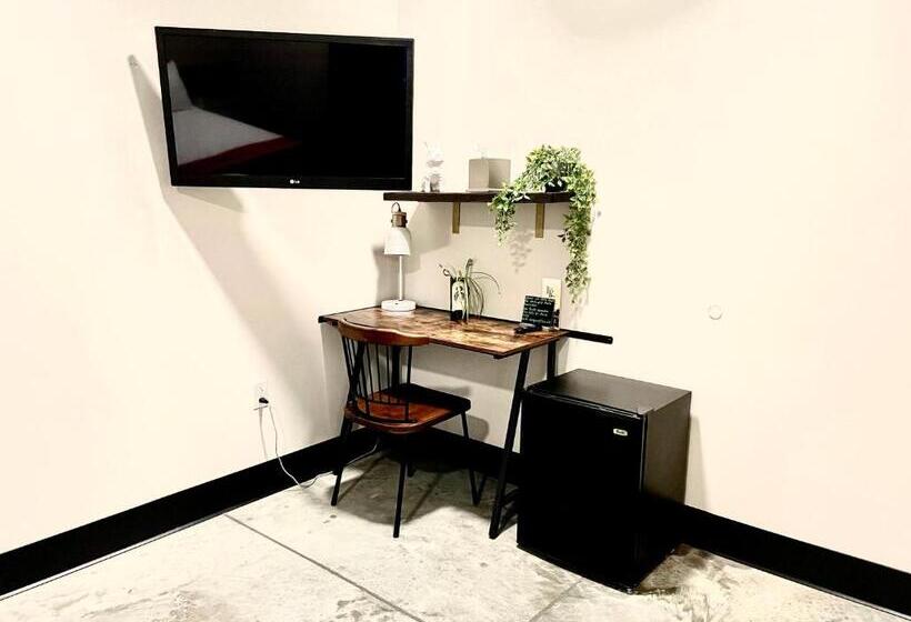 فندق Captain One Room For Two Near Purina Farms