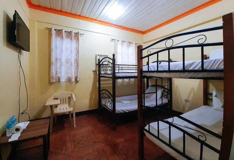 Hotell Reddoorz @ Johsons Pension House Butuan City