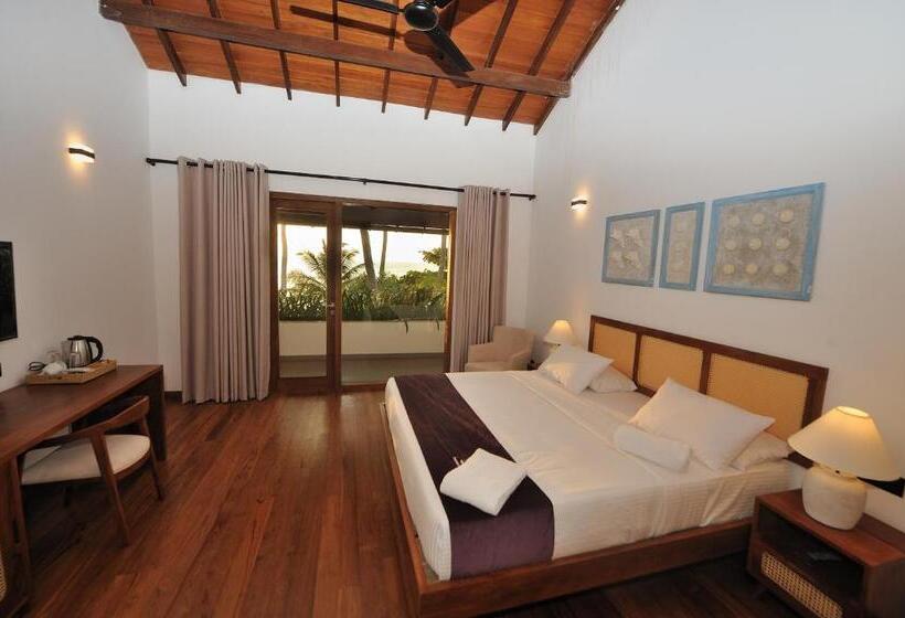 ホテル Tantalize Beach