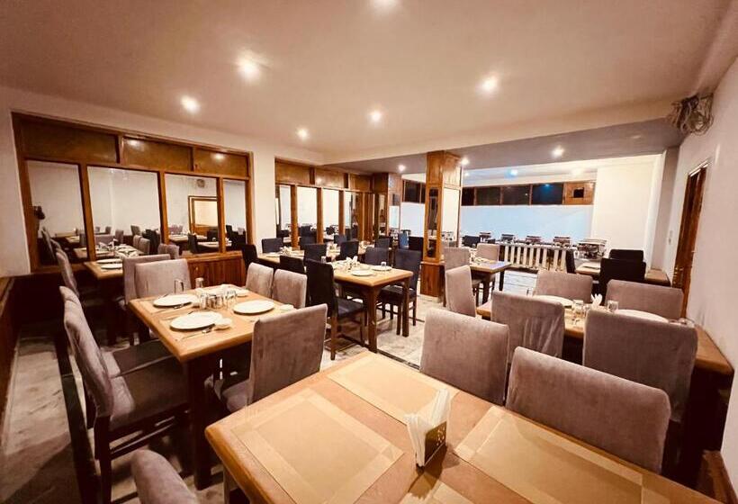 בית מלון כפרי West Western