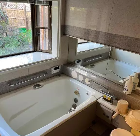 Majatalo ゲストハウス かぶろの庭