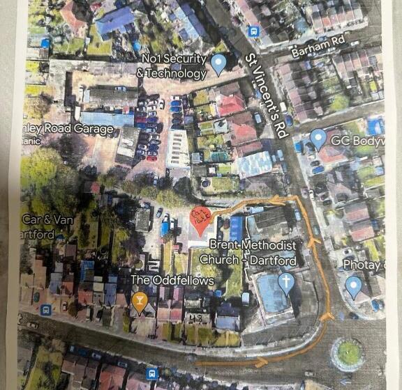 Пансион 48 The Brent