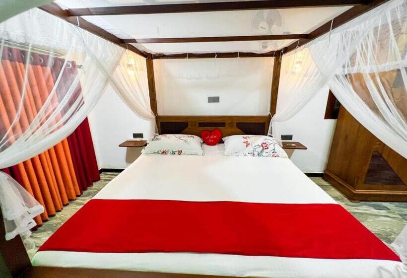 펜션 Pavan Apartments