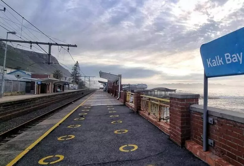 Majatalo The Dragon Tree Guesthouse