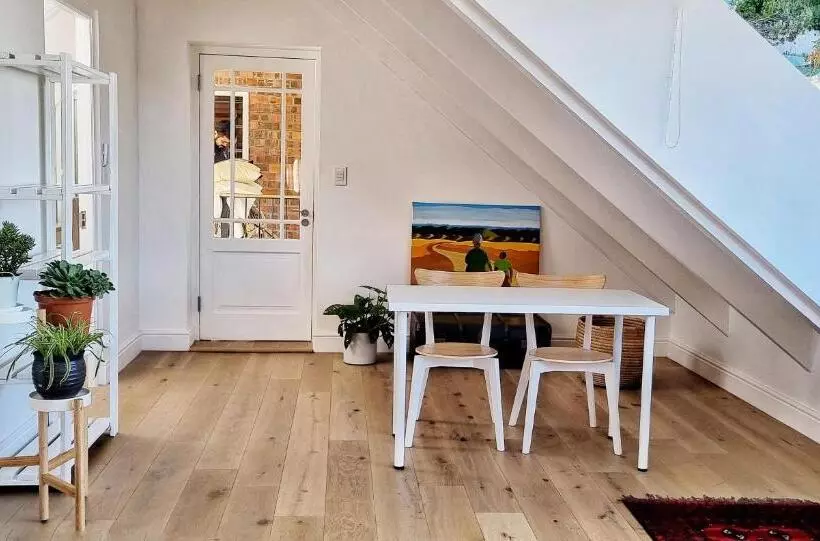 Majatalo The Dragon Tree Guesthouse