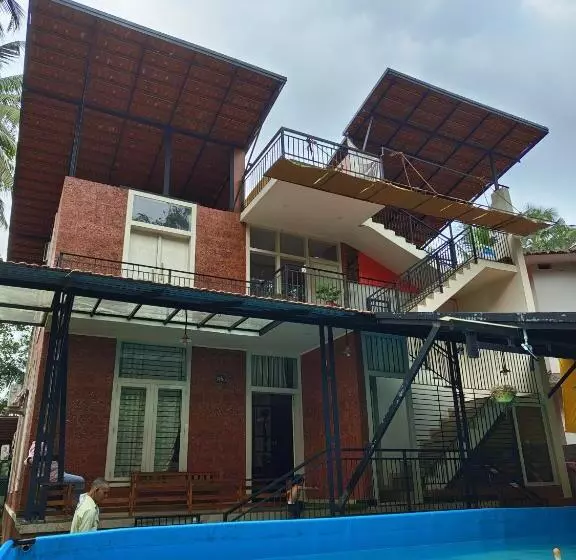 Majatalo Water Front Family Resort