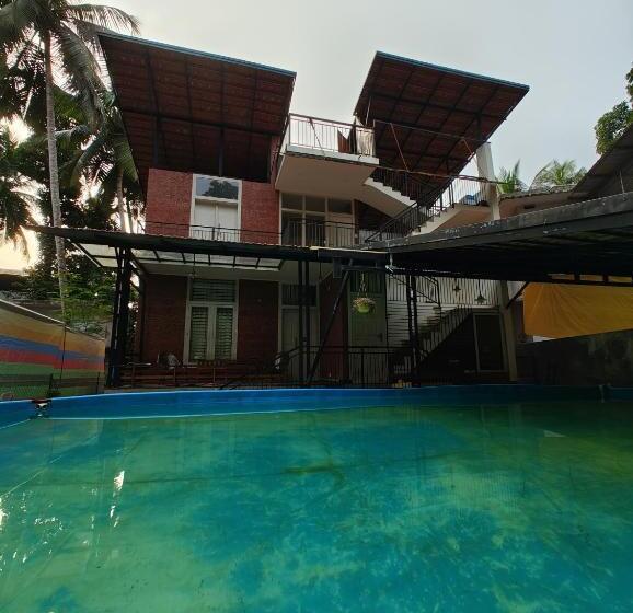 ペンション Water Front Family Resort