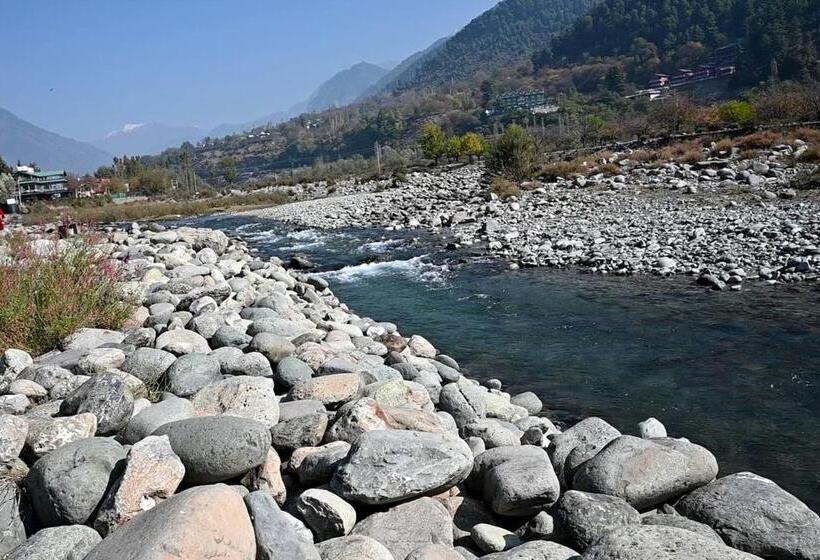 پانسیون White House Cottage