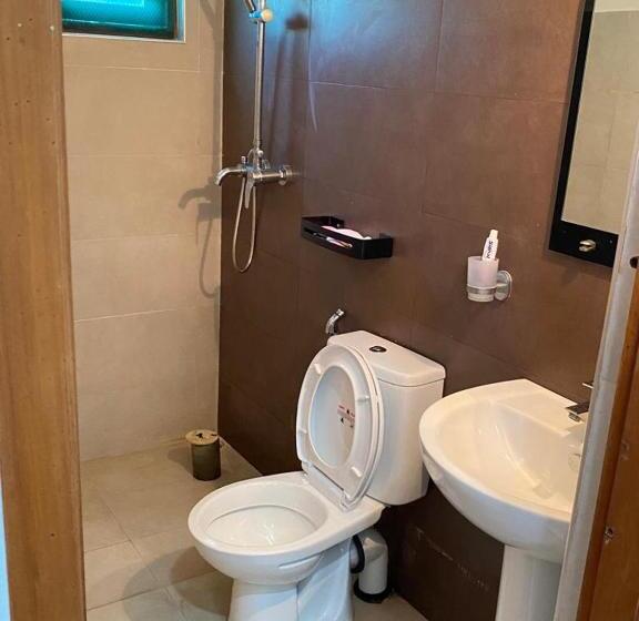 بنسيون White Villa