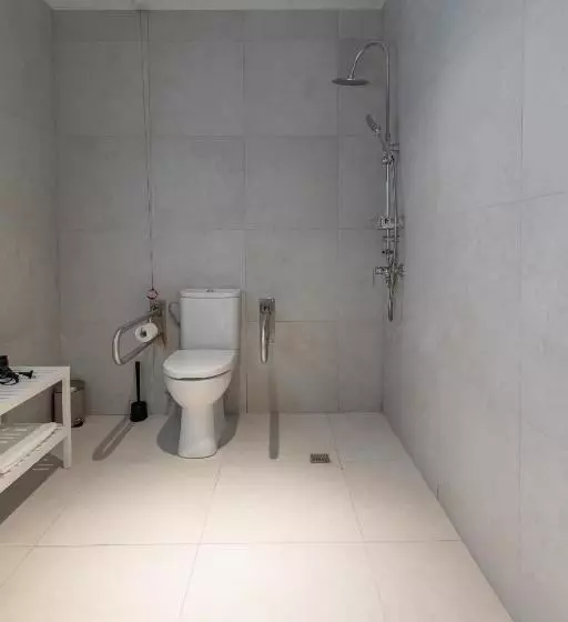Sunny,private Terrace,wheelchair Access