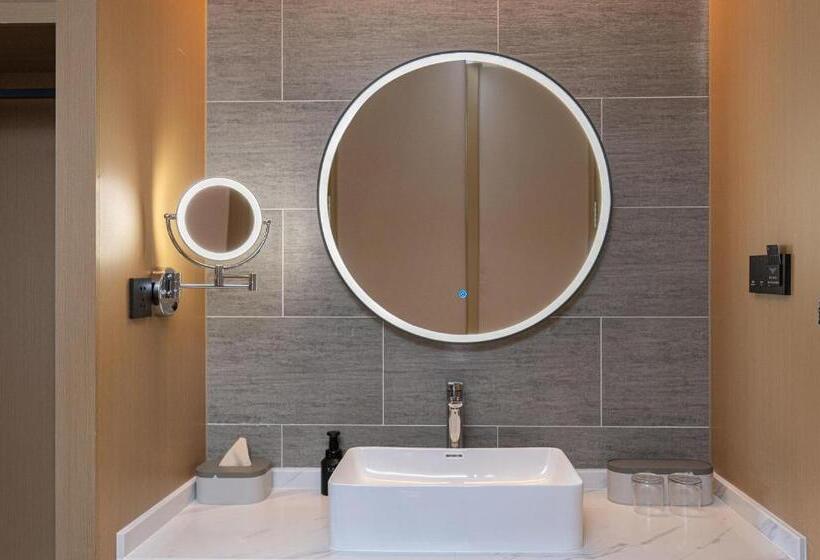 Atour Hotel Kunming Changshui International Airport