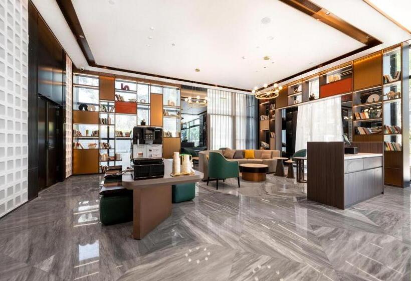 Atour Hotel Kunming Changshui International Airport