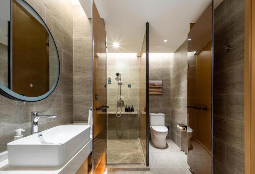 Atour Hotel Xiamen Meifeng Binhai Romantic Line