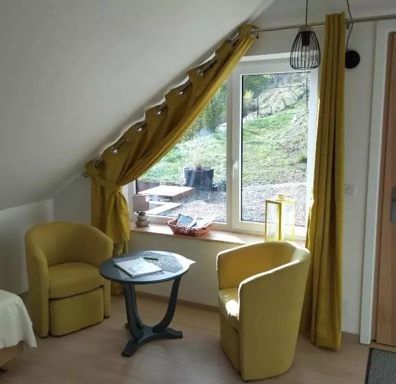 Aamiaismajoitus (B&B) L écrin Des Biches