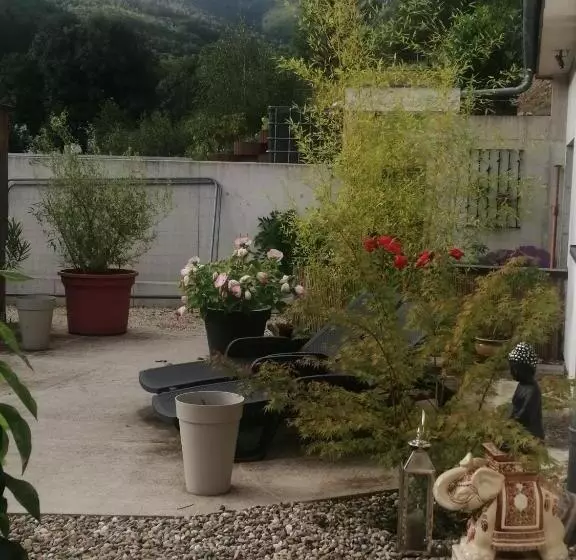 Aamiaismajoitus (B&B) L écrin Des Biches