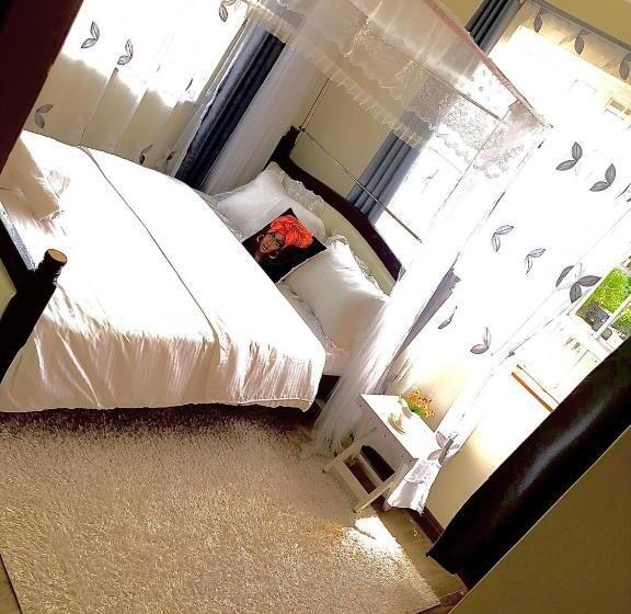 تختخواب و صبحانه White House Apartment