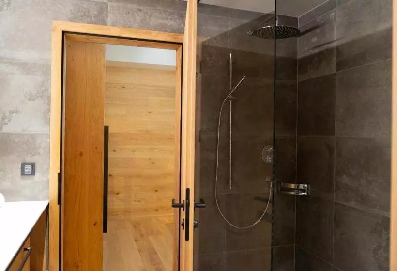 Heimat 1495m Appartement Typ 5