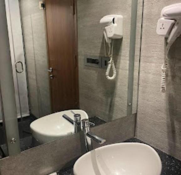 هتل Jrd Pride, New Delhi