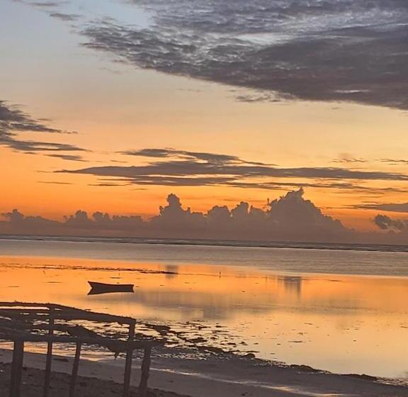 בית מלון כפרי Kilifi Pearl Beach Resort