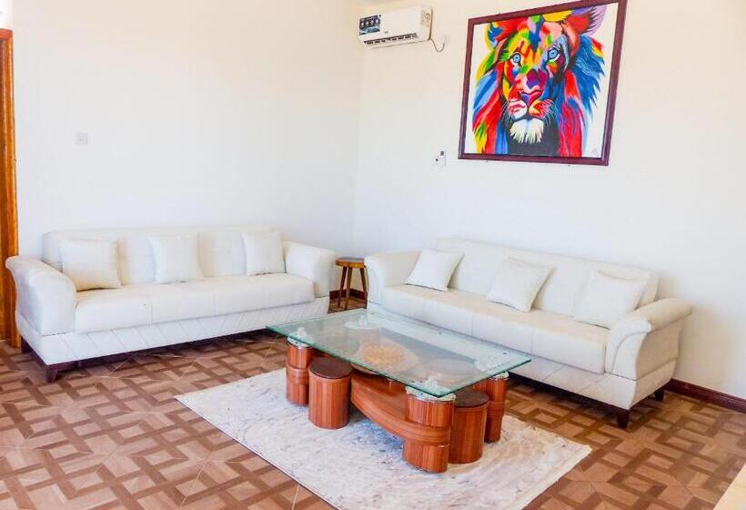 בית מלון כפרי Kilifi Pearl Beach Resort