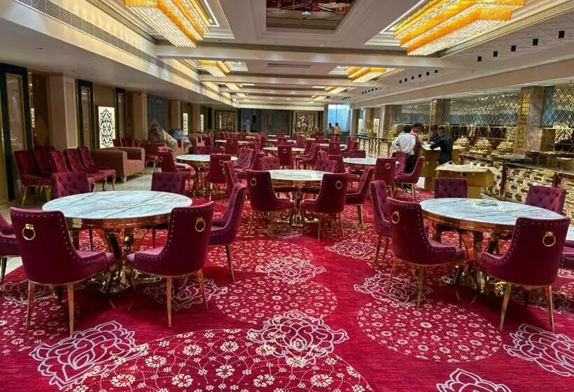 ホテル Krystal Klyde Inn