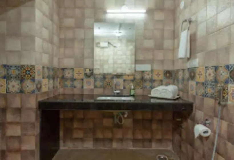 Hotelli Mayura Adil Shahi, Vijaypura