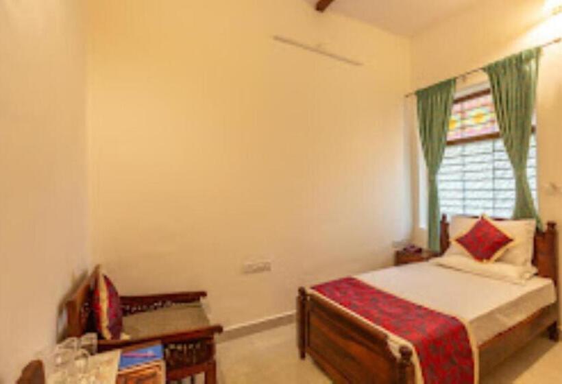 Hotel Mayura Adil Shahi, Vijaypura