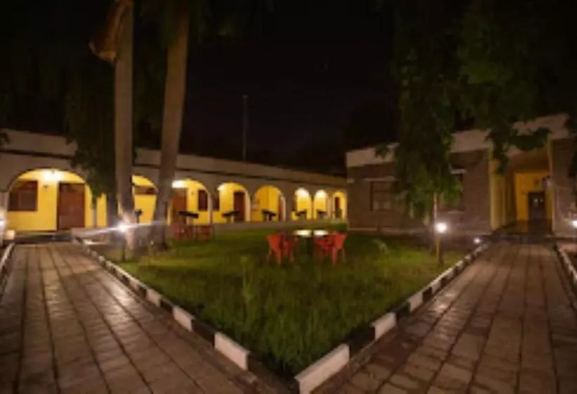Hotelli Mayura Adil Shahi, Vijaypura