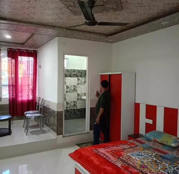 ホテル O Parmar Palace