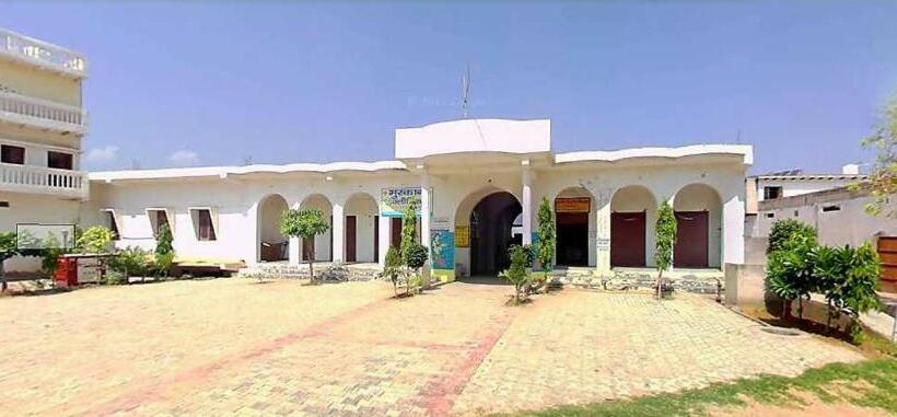 호텔 Spot On Shri Ji Radhe Krishna Marriage Home