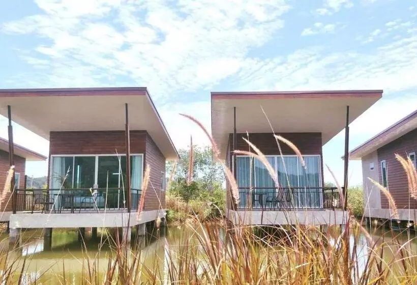 Ko Lanta Amantra Lake View Resort