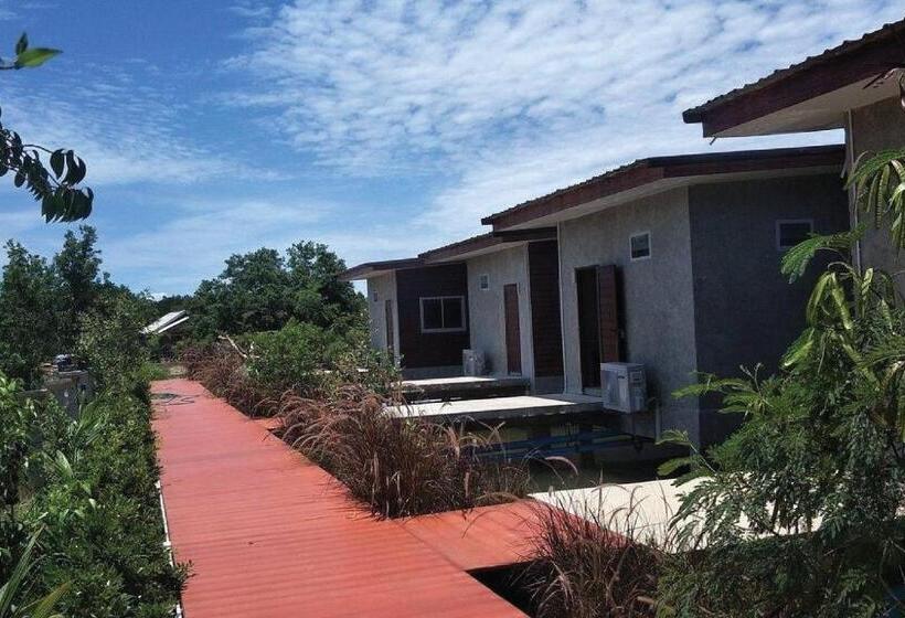 Ko Lanta Amantra Lake View Resort