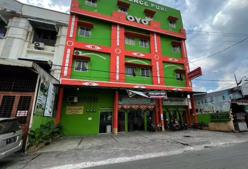 Capital O 93285 Residence Hotel Syariah