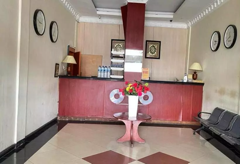 Capital O 93285 Residence Hotel Syariah
