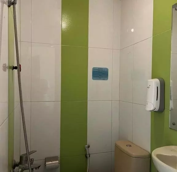 Capital O 93285 Residence Hotel Syariah